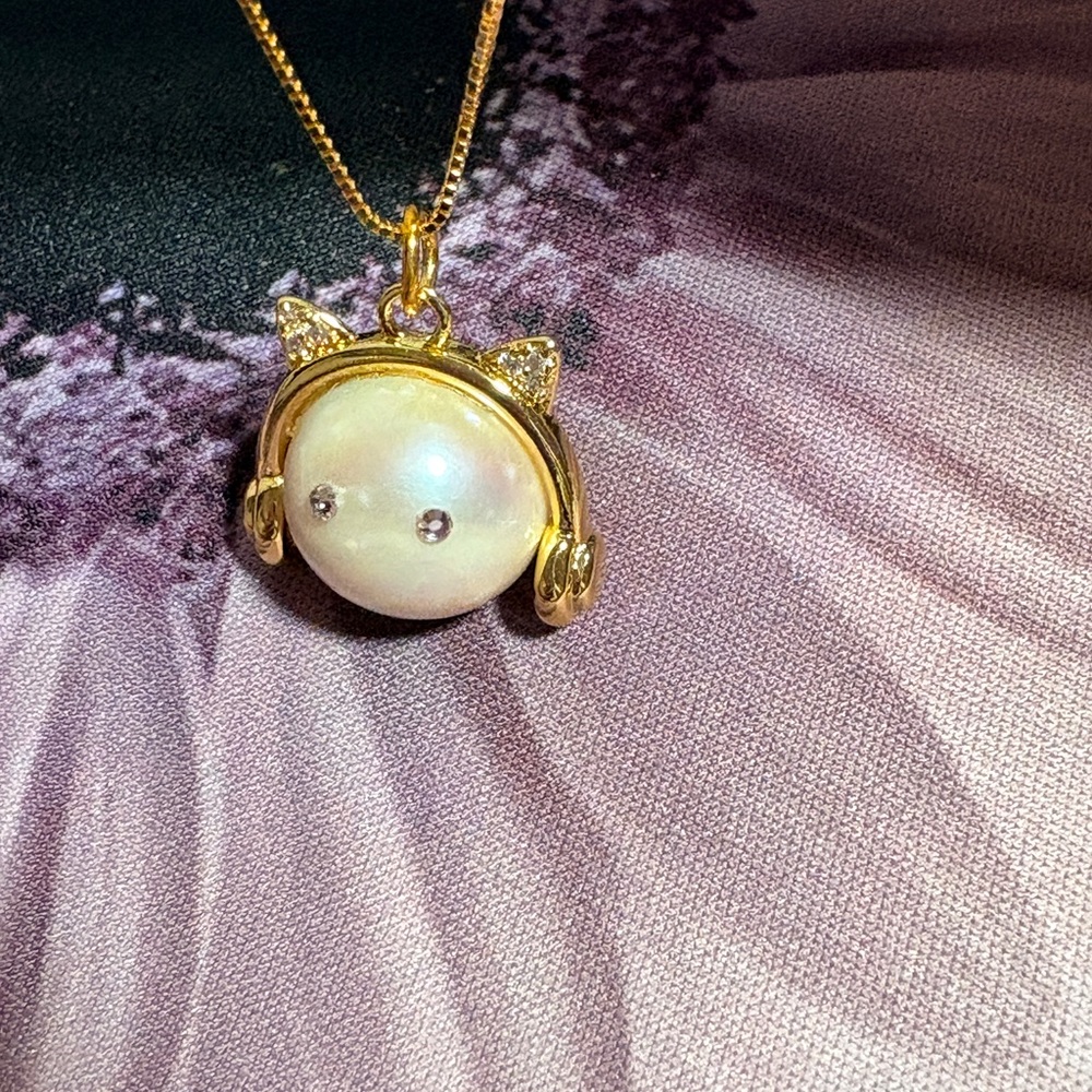 Gold Freshwater Pearl Cat Ear Pendant Necklace
